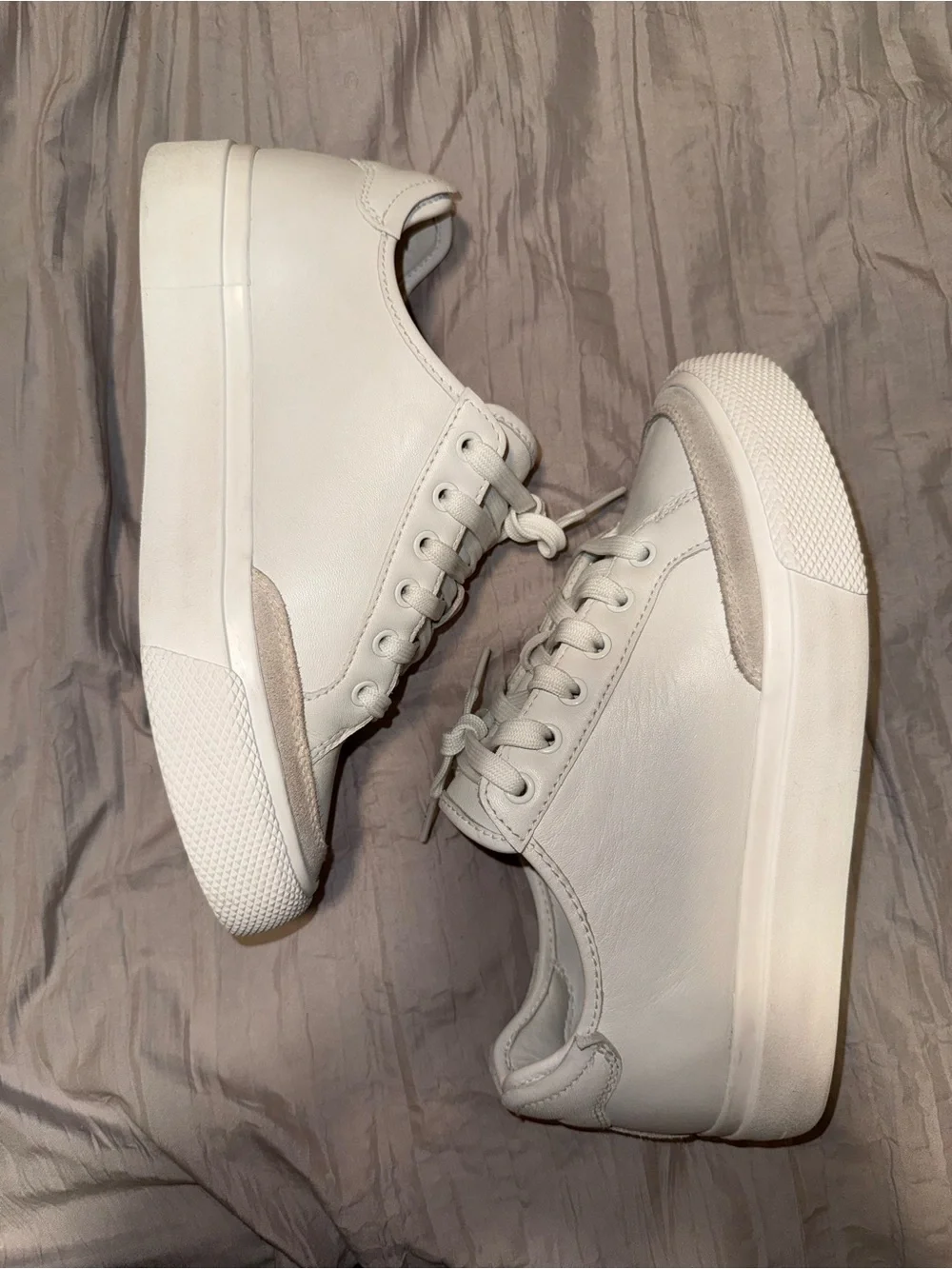 Woman’s Rag & Bone Sneakers
